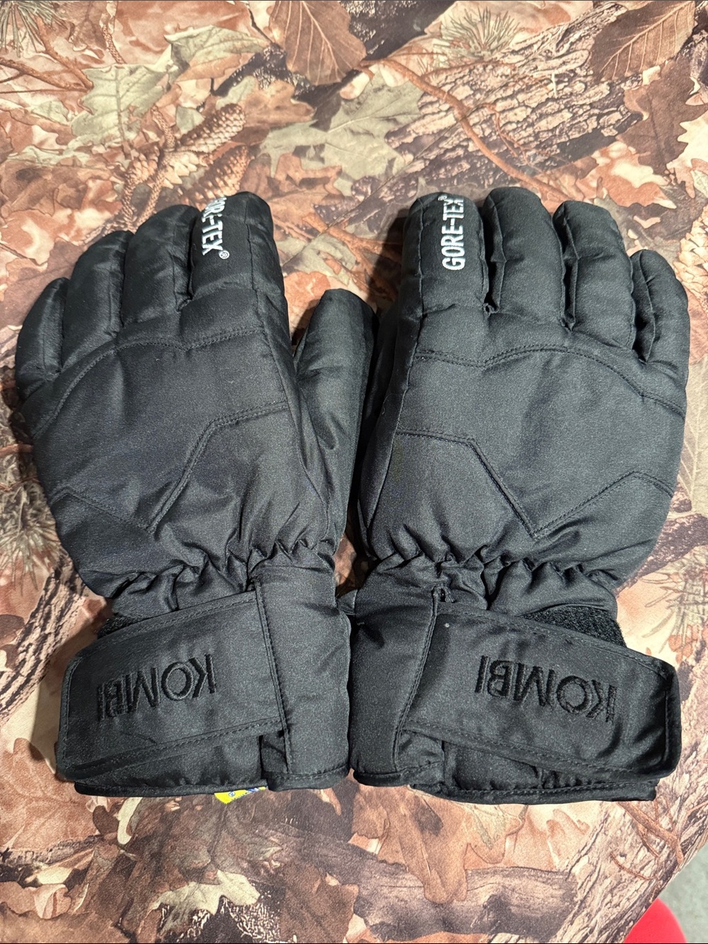 Kombi Black Insulated Winter Gloves with Soft White Lining XL
